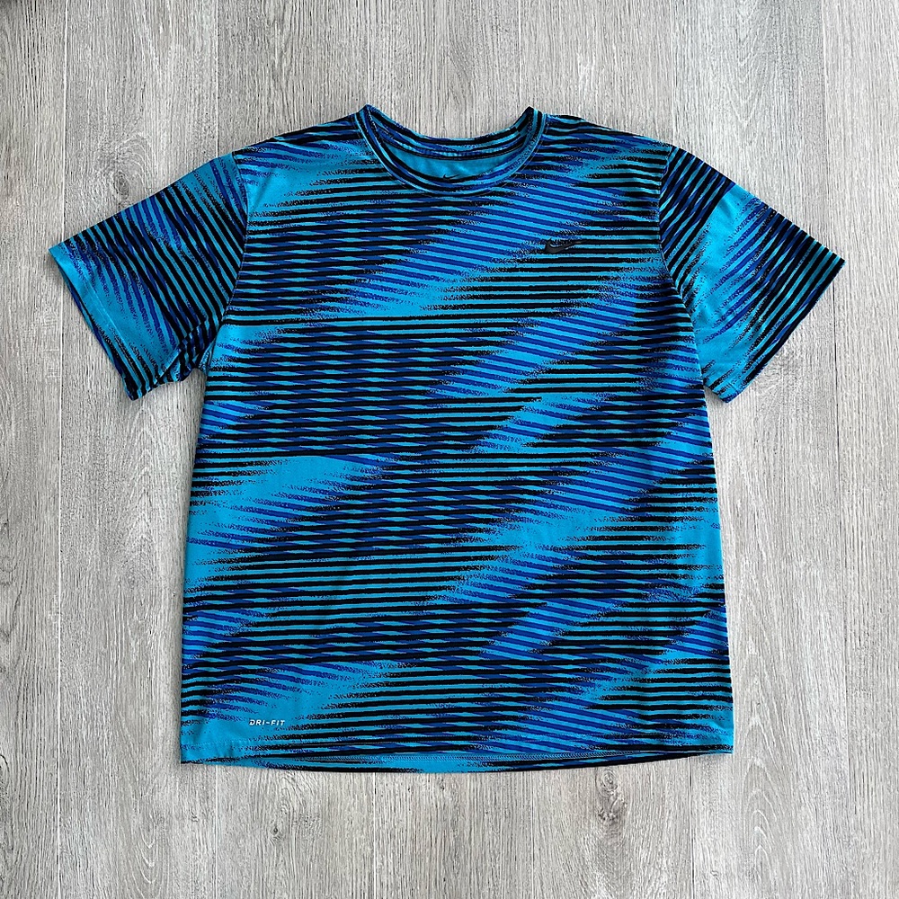Nike Dri-Fit Legend Seasonal All Over Print Shirt